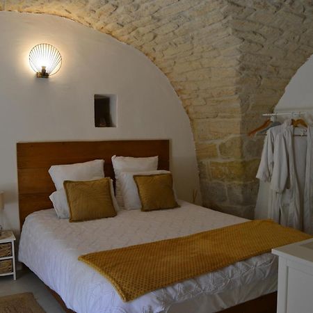 La Cachette Bed & Breakfast Aigues-Vives  ภายนอก รูปภาพ