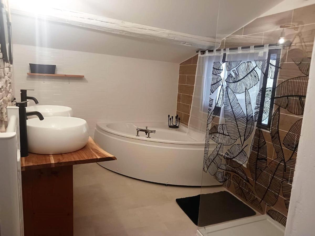La Cachette Bed & Breakfast Aigues-Vives  ภายนอก รูปภาพ