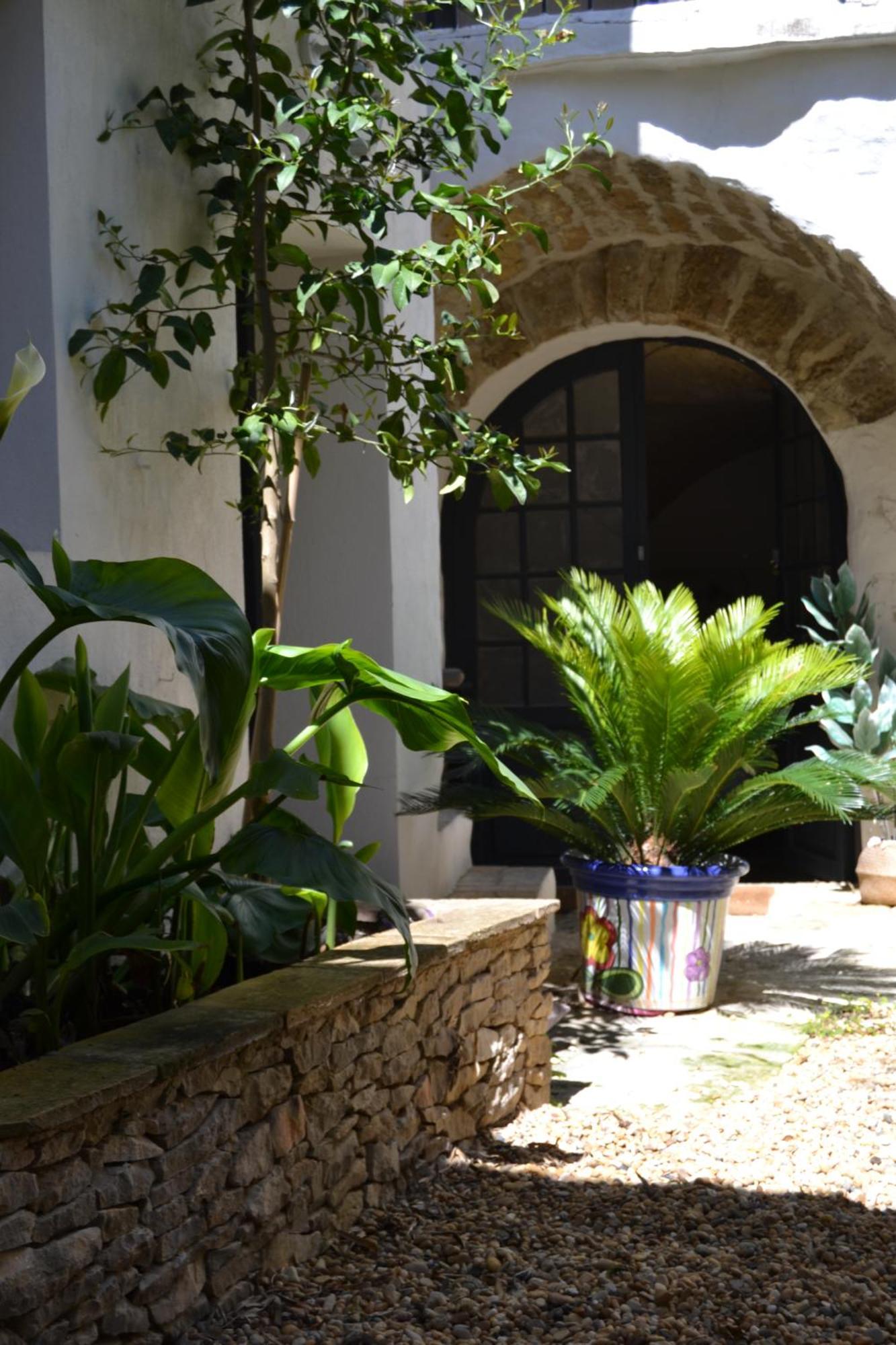 La Cachette Bed & Breakfast Aigues-Vives  ภายนอก รูปภาพ