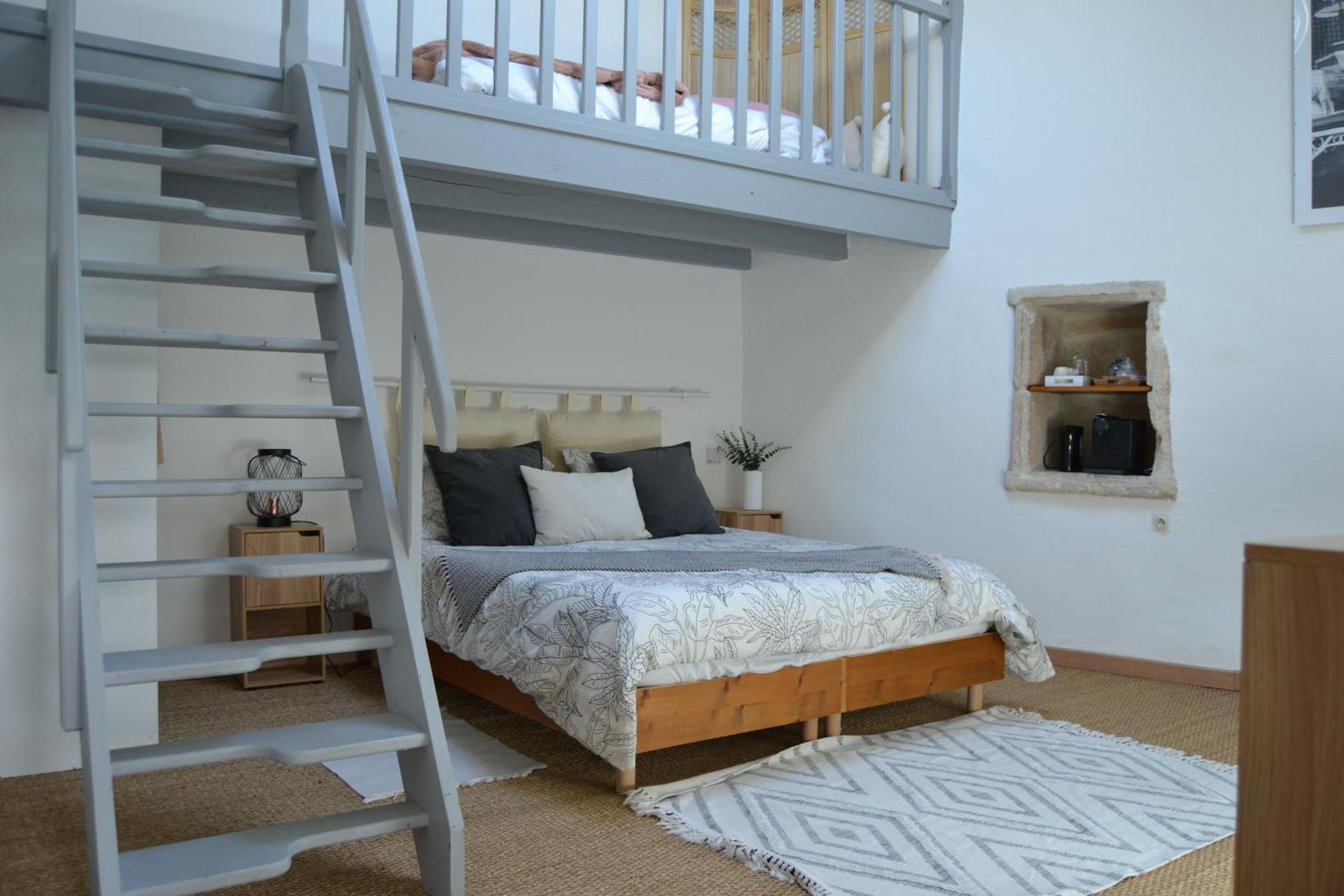 La Cachette Bed & Breakfast Aigues-Vives  ภายนอก รูปภาพ